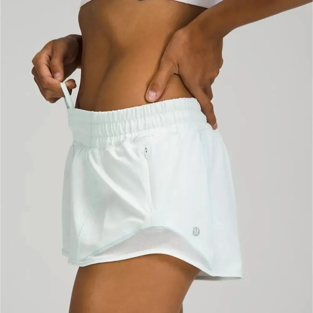 NWT Lululemon Ocean Air Hotty Hot Low Rise Short 2.5